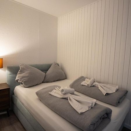 Schoene Wohnung Fuer 4 Gaeste An Der Eilenriede Mit Kostenlosen Parkplaetzen Hanover Exterior photo